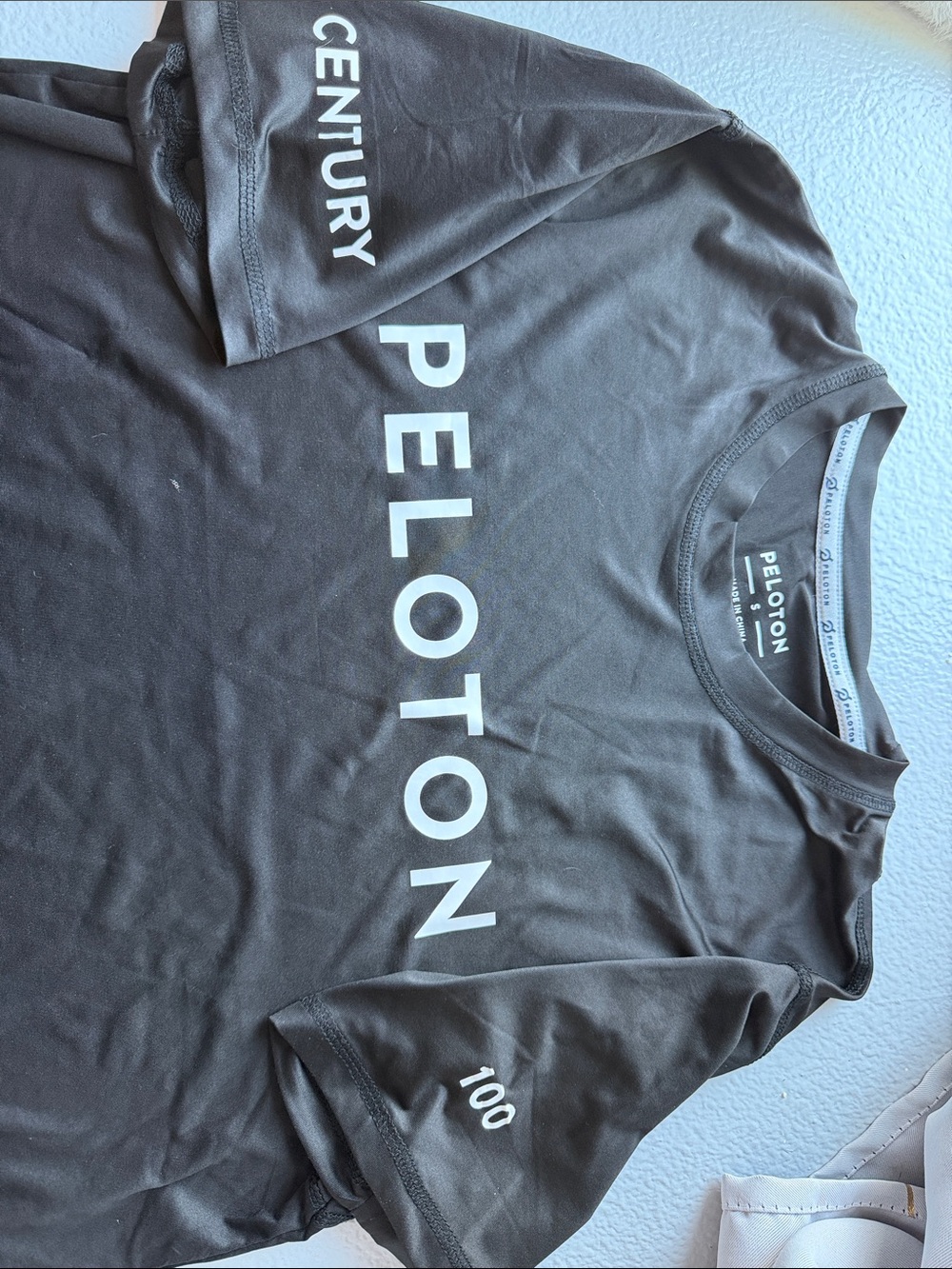 Peloton Century shirt size small